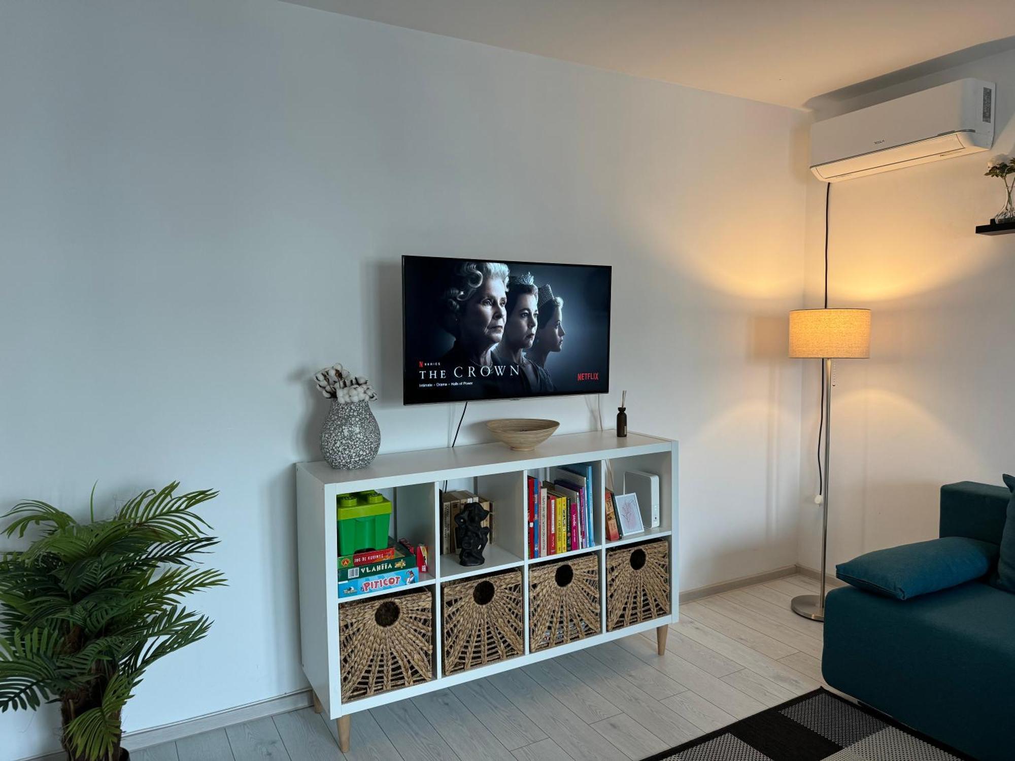 Evan Cozy Flat With Balcony & Parking, 13 September Boekarest Buitenkant foto